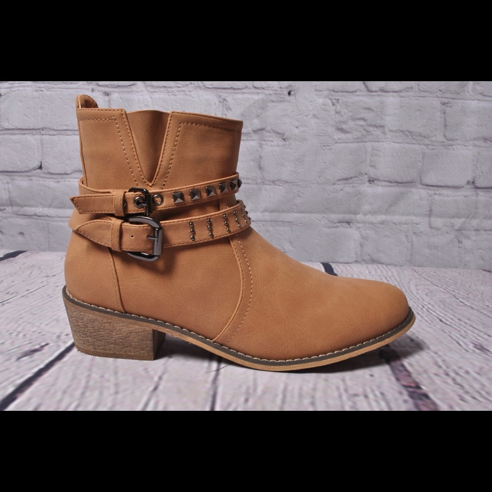 Tiara “ Strapped Bootie Boots Size 9 - Picture 7 of 8